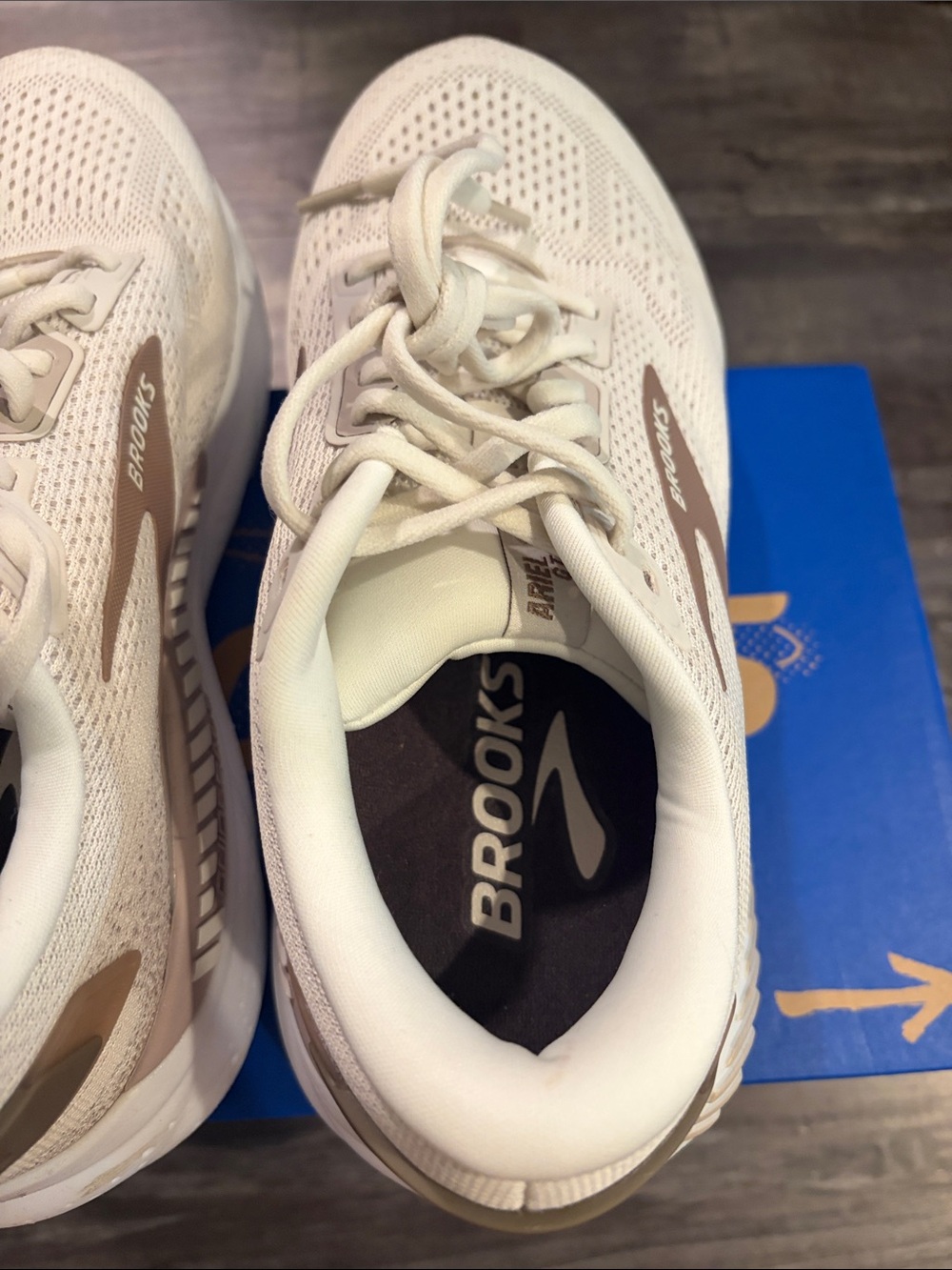 Brooks Ariel GTS 24 extra wide/2E - Picture 4 of 7